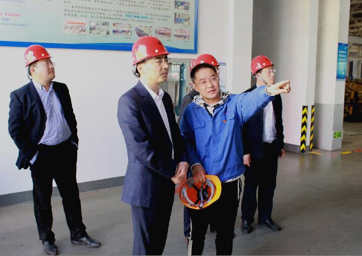 2018年4月9日，宣城市委常委、常務(wù)副市長汪謙慎來上上電纜參觀考察