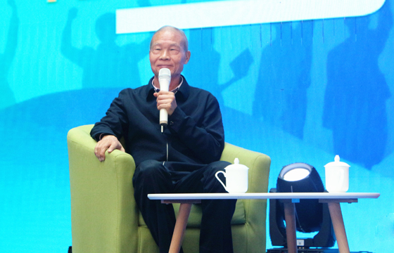受邀參加“青藍(lán)接力”工程啟動(dòng)儀式，丁山華寄語青年企業(yè)家： 勤奮、專一、實(shí)干